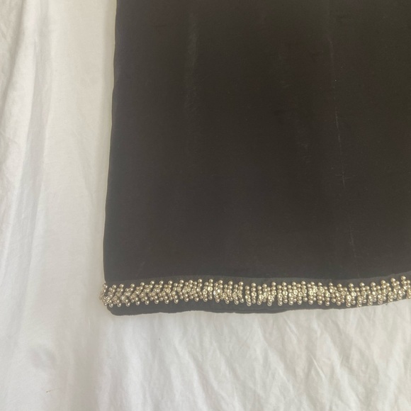 Zara black velvet mini skirt w/ sliver beading Size Small - Picture 9 of 10